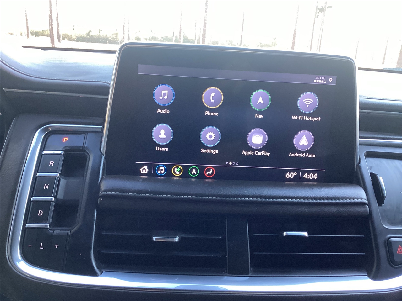 Chevrolet Suburban 2WD 4dr LT 2021