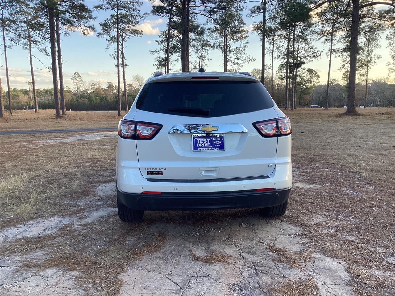 Chevrolet Traverse FWD 4dr LT w/2LT 2017