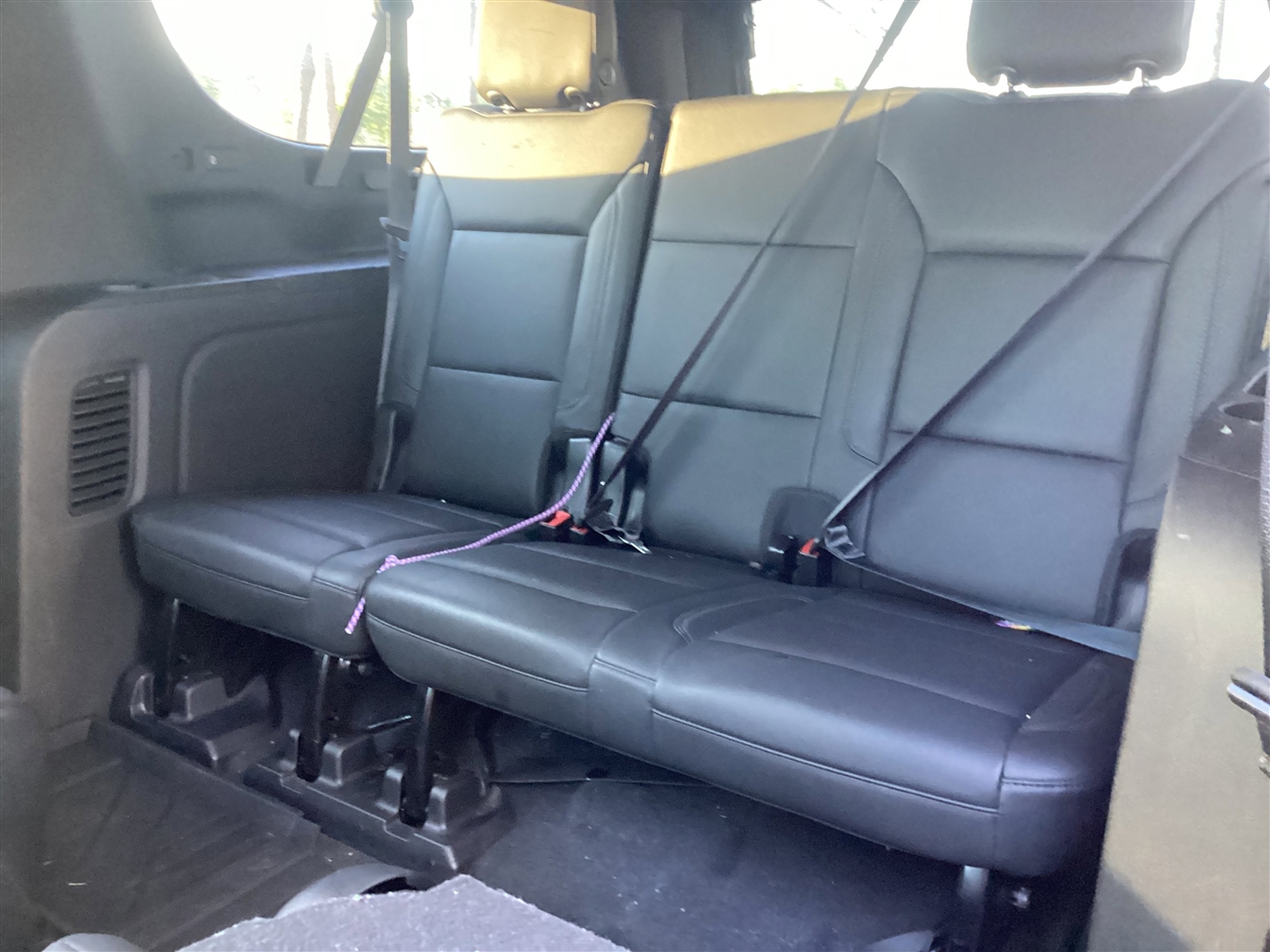 Chevrolet Suburban 2WD 4dr LT 2021