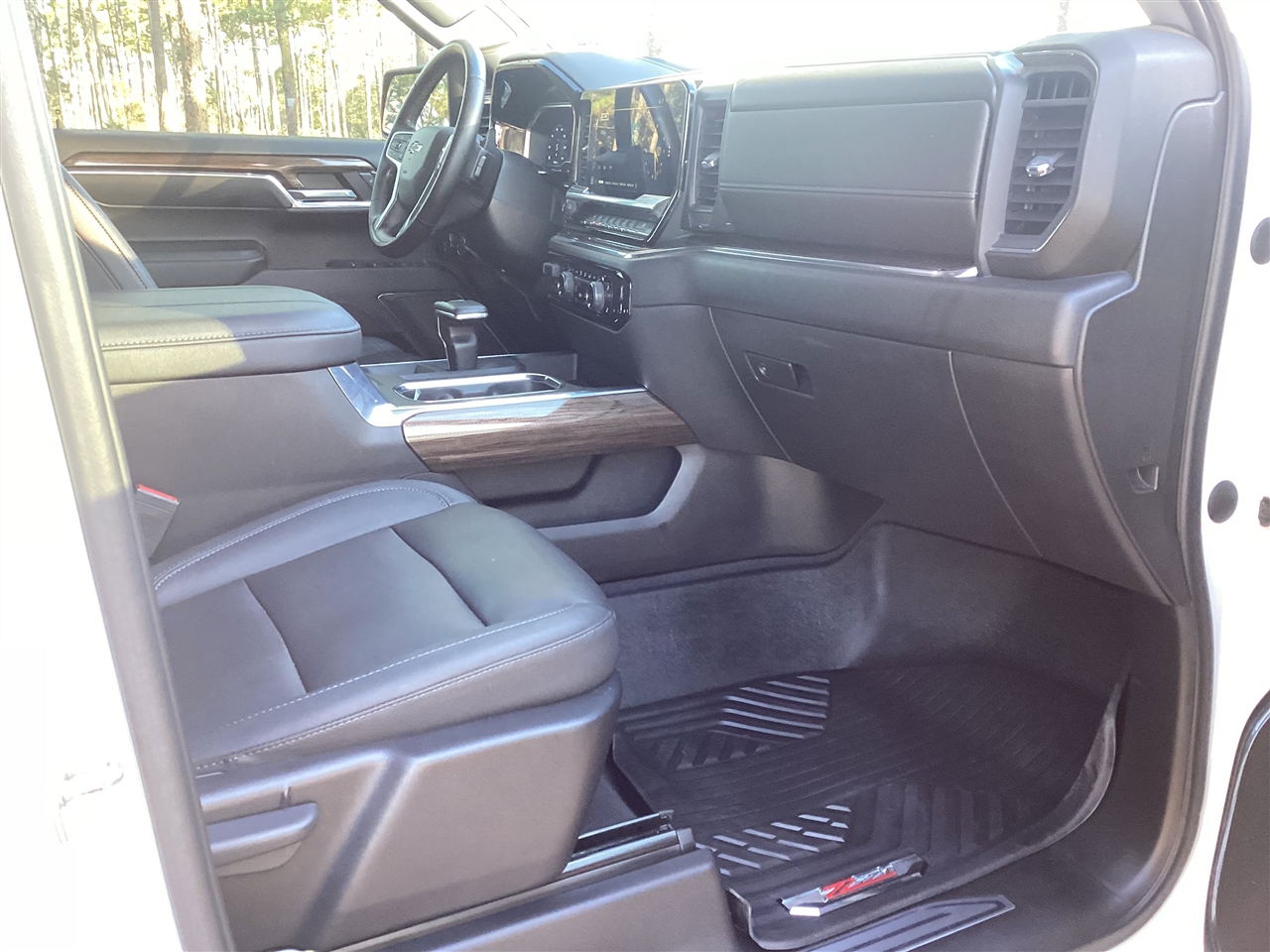 Chevrolet Silverado 1500 4WD Crew Cab 147" RST 2023