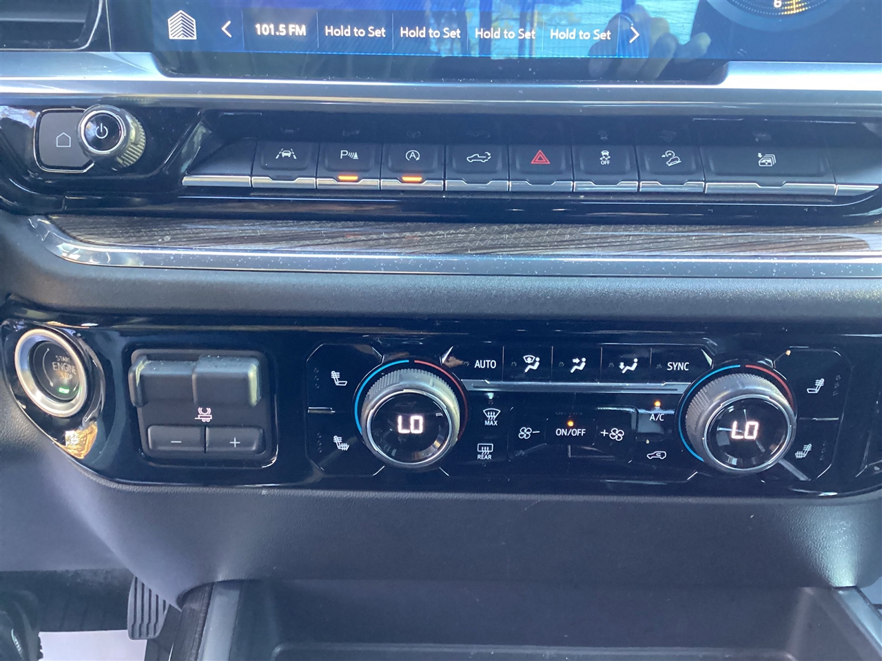 Chevrolet Silverado 1500 4WD Crew Cab 147" RST 2023