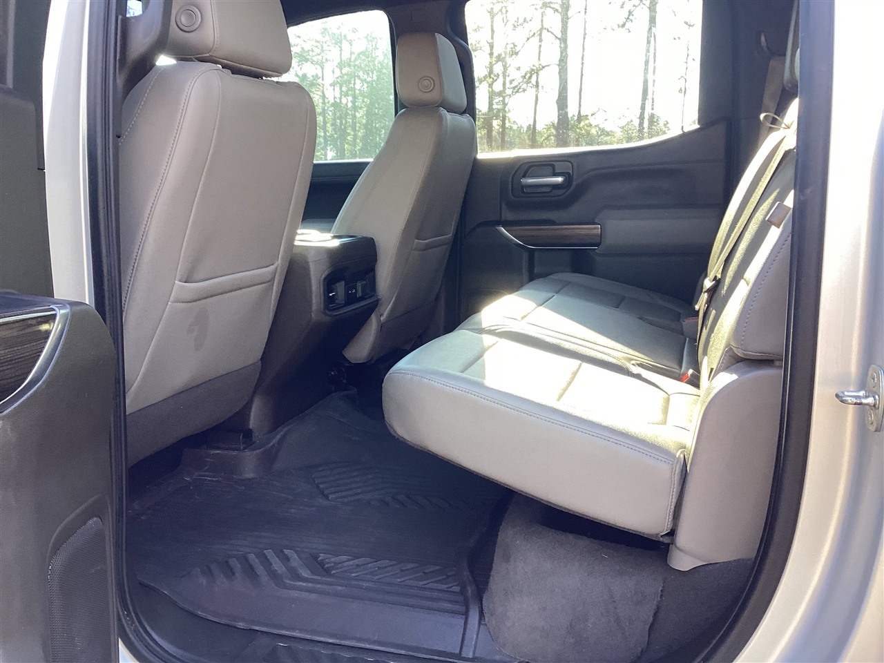 Chevrolet Silverado 1500 4WD Crew Cab 147" RST 2021