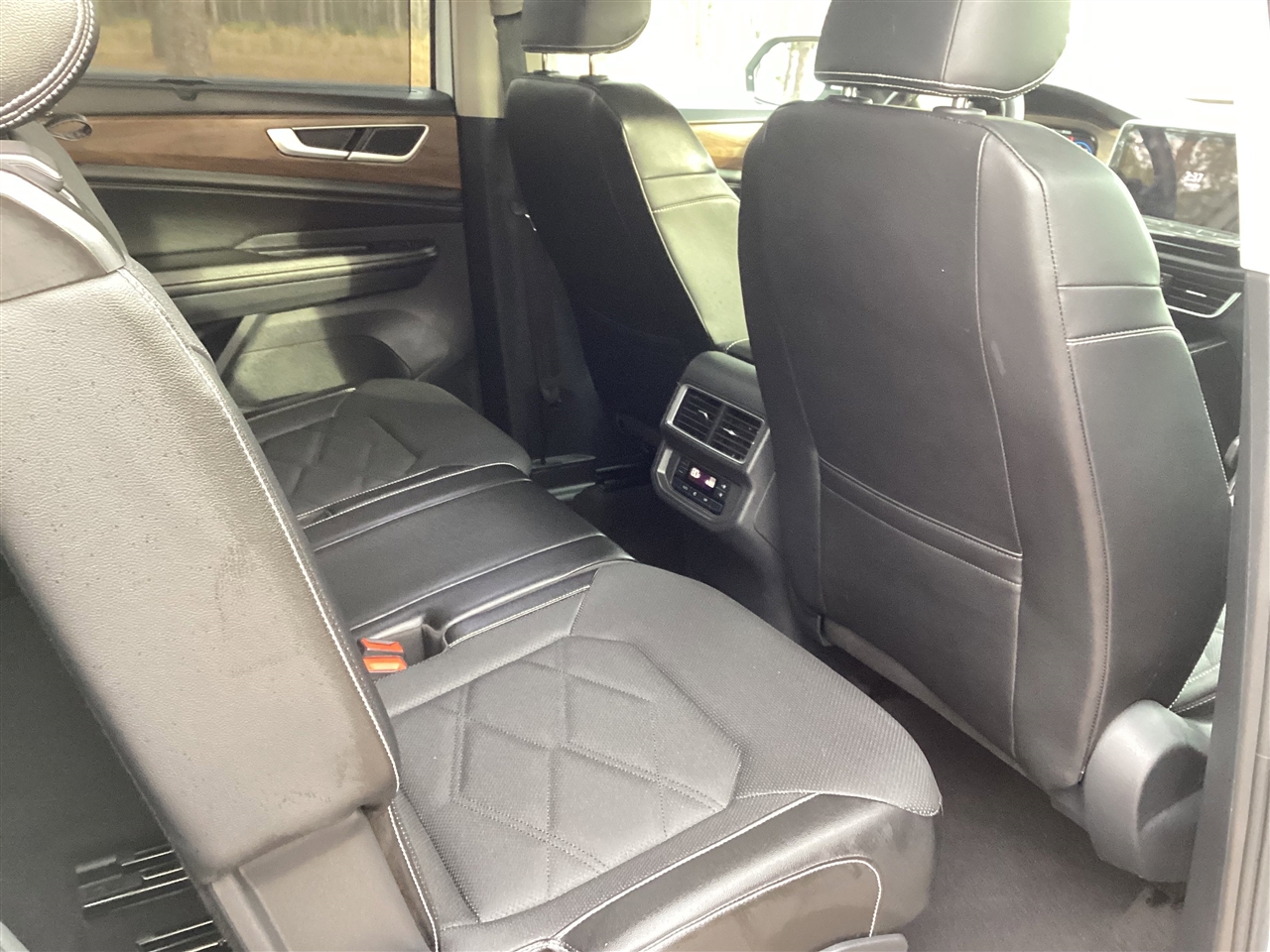 Volkswagen Atlas 2.0T SE w/Technology 4MOTION 2024