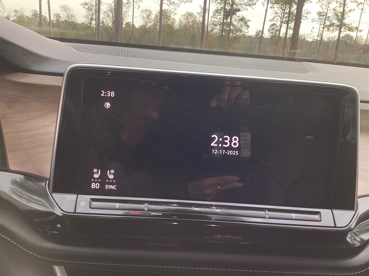 Volkswagen Atlas 2.0T SE w/Technology 4MOTION 2024