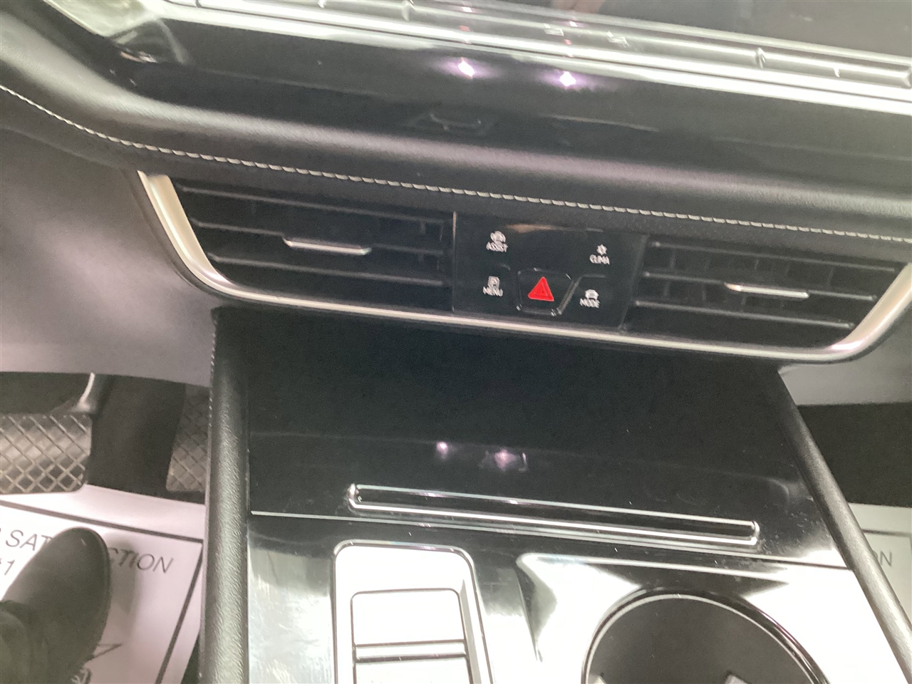 Volkswagen Atlas 2.0T SE w/Technology 4MOTION 2024