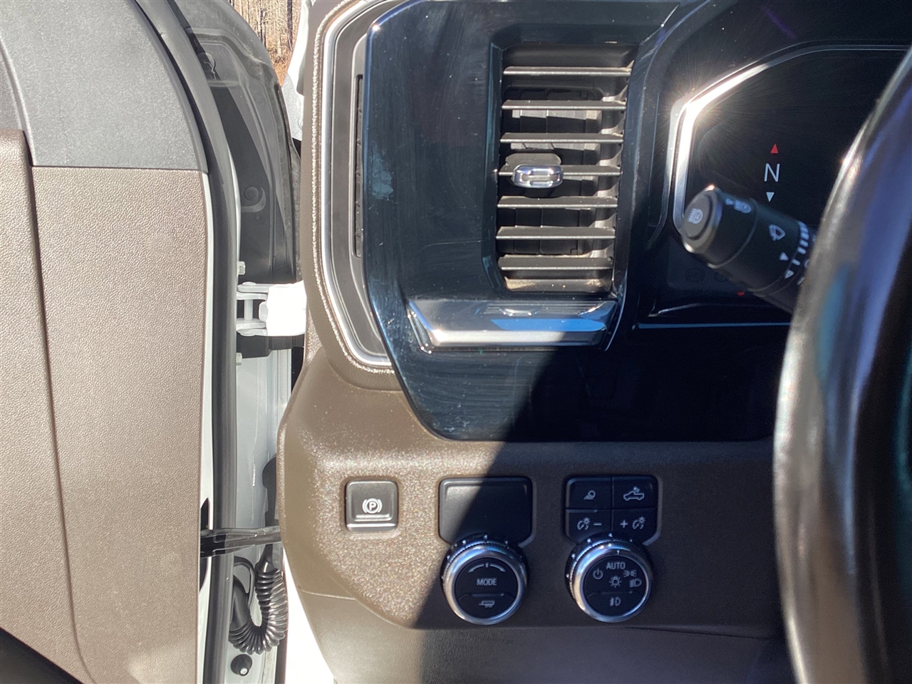 GMC Sierra 1500 2WD Crew Cab 147" SLT 2023