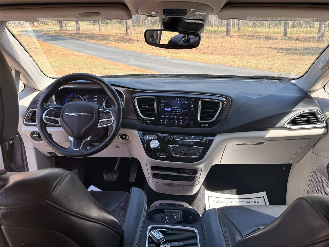 Chrysler Pacifica Touring L Plus FWD 2018