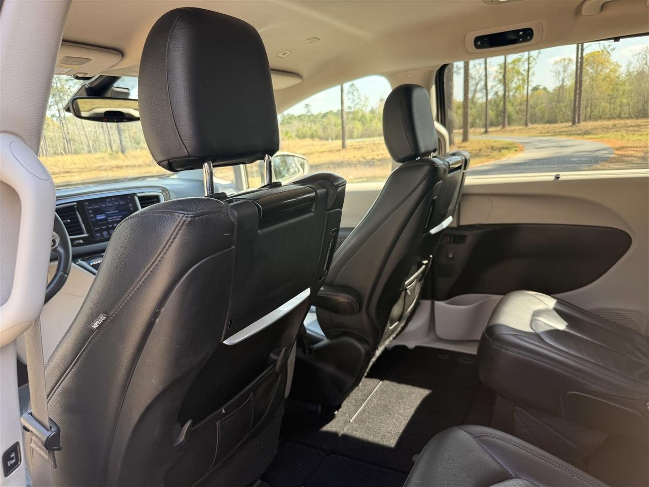 Chrysler Pacifica Touring L Plus FWD 2018