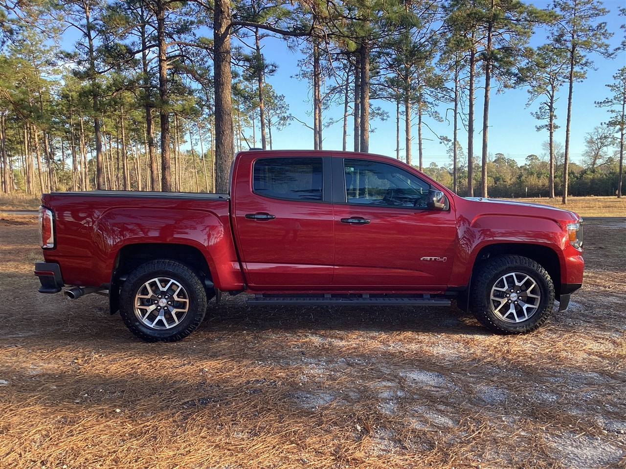 GMC Canyon 4WD Crew Cab 128" AT4 w/Leather 2022
