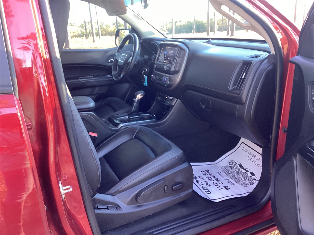 GMC Canyon 4WD Crew Cab 128" AT4 w/Leather 2022