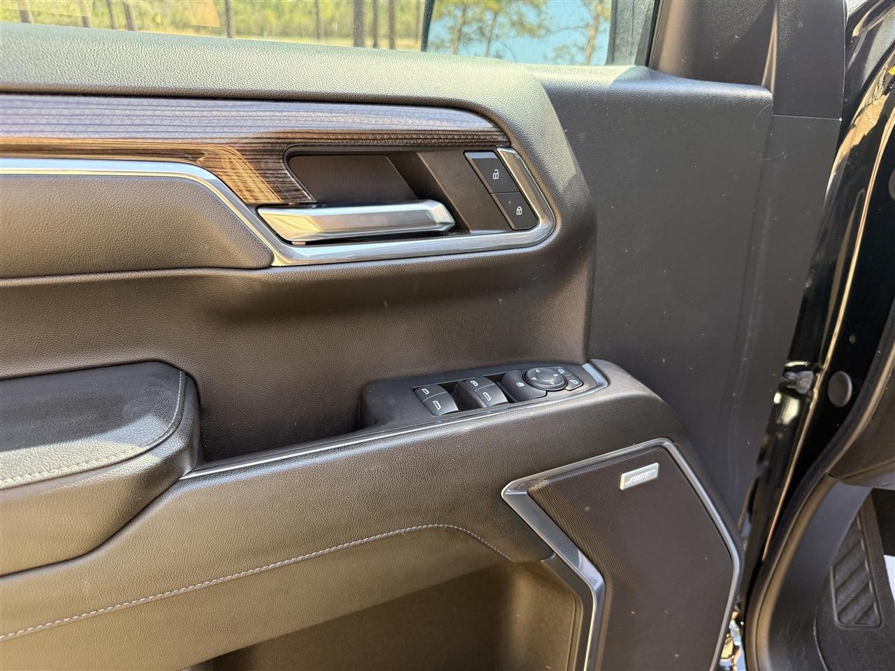 Chevrolet Silverado 1500 4WD Crew Cab 147" RST 2024