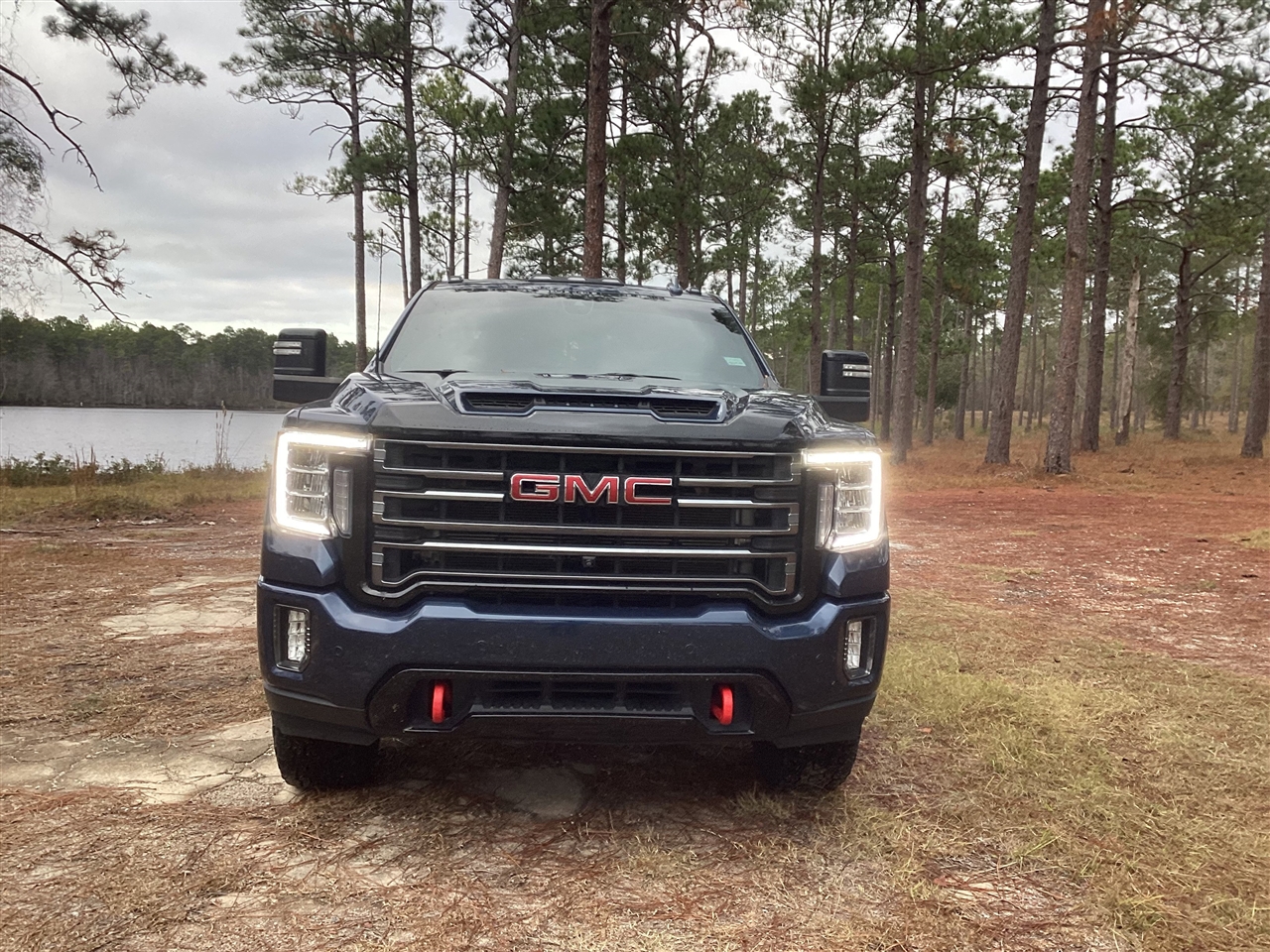 GMC Sierra 2500HD 4WD Crew Cab 159" AT4 2022
