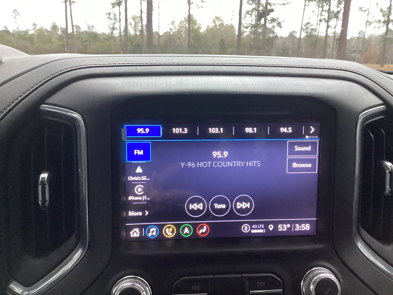 GMC Sierra 2500HD 4WD Crew Cab 159" AT4 2022