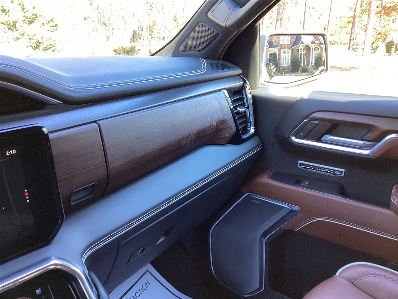 GMC Sierra 1500 4WD Crew Cab 147" Denali Ultimate 2023