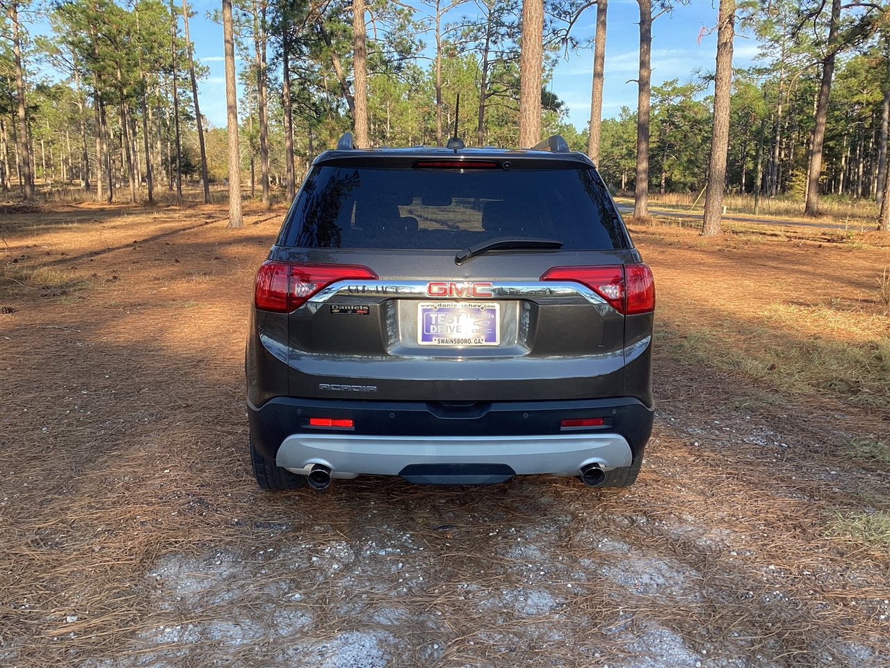 GMC Acadia FWD 4dr SLT w/SLT-1 2019