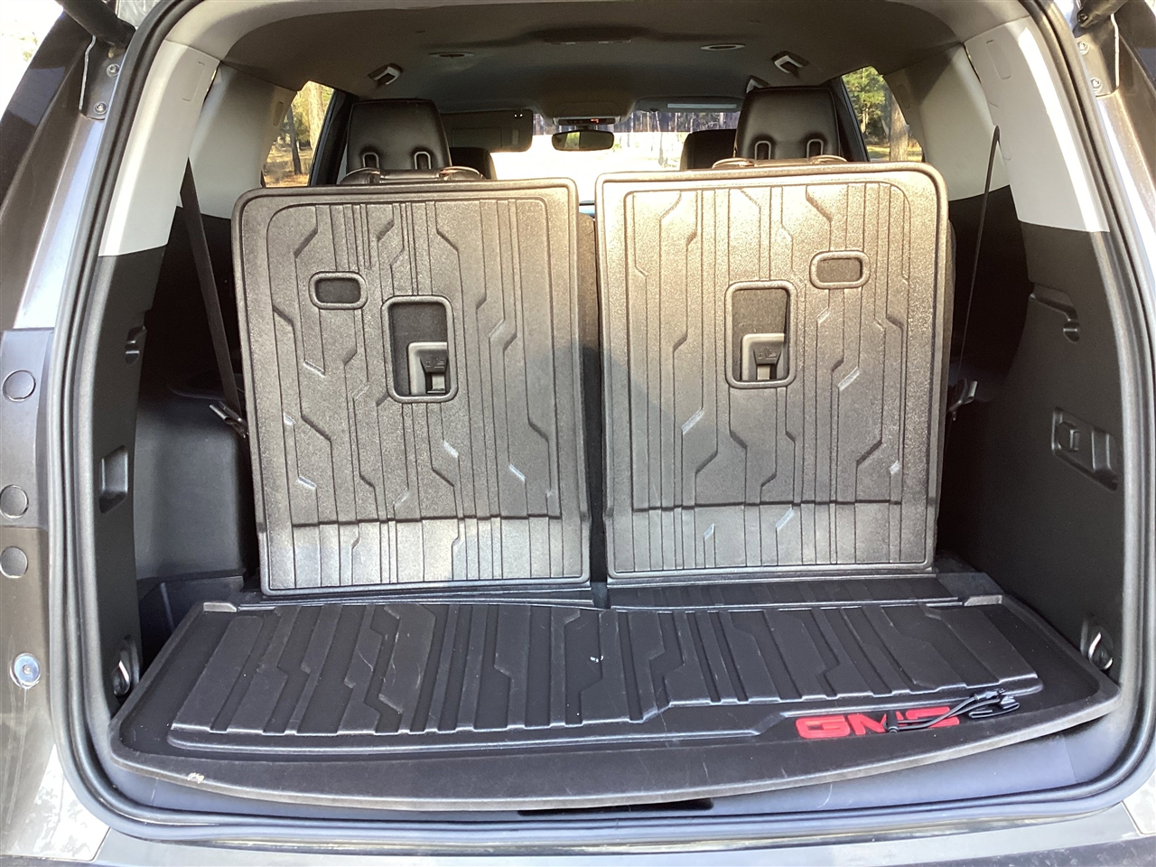 GMC Acadia FWD 4dr SLT w/SLT-1 2019