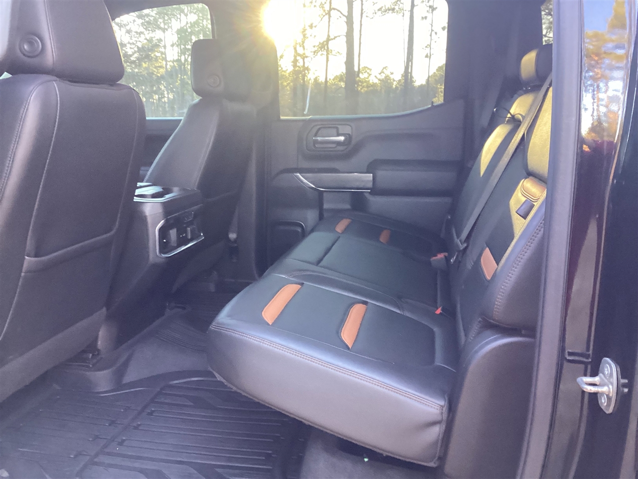 GMC Sierra 1500 4WD Crew Cab 147" AT4 2020