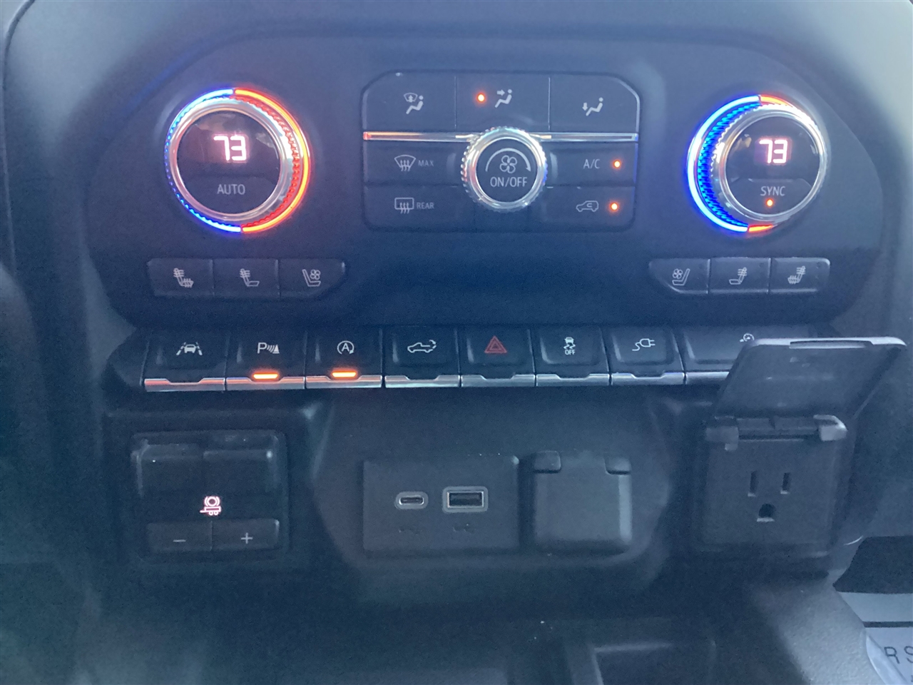 GMC Sierra 1500 4WD Crew Cab 147" AT4 2020