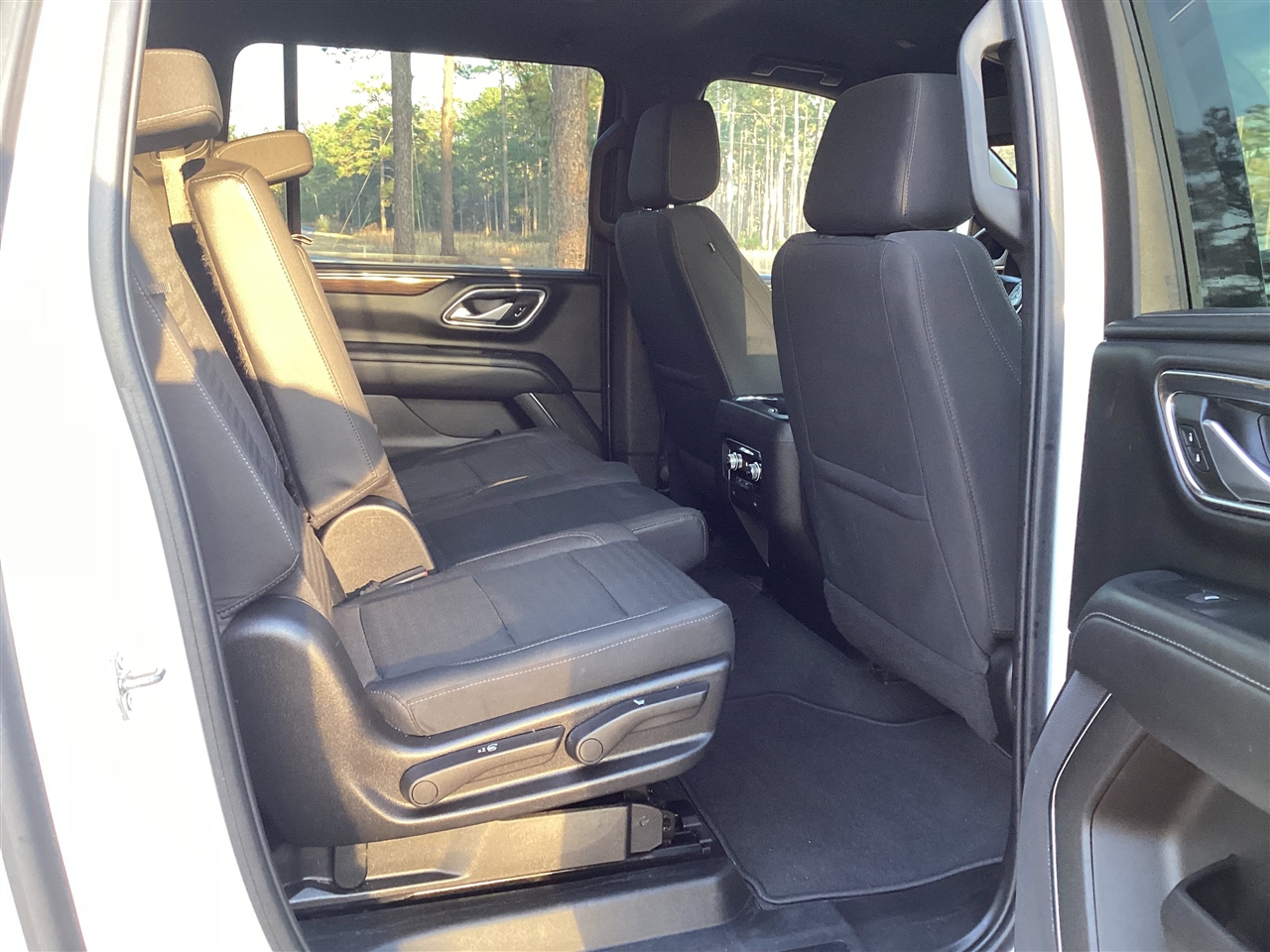 GMC Yukon XL 2WD 4dr SLE 2022