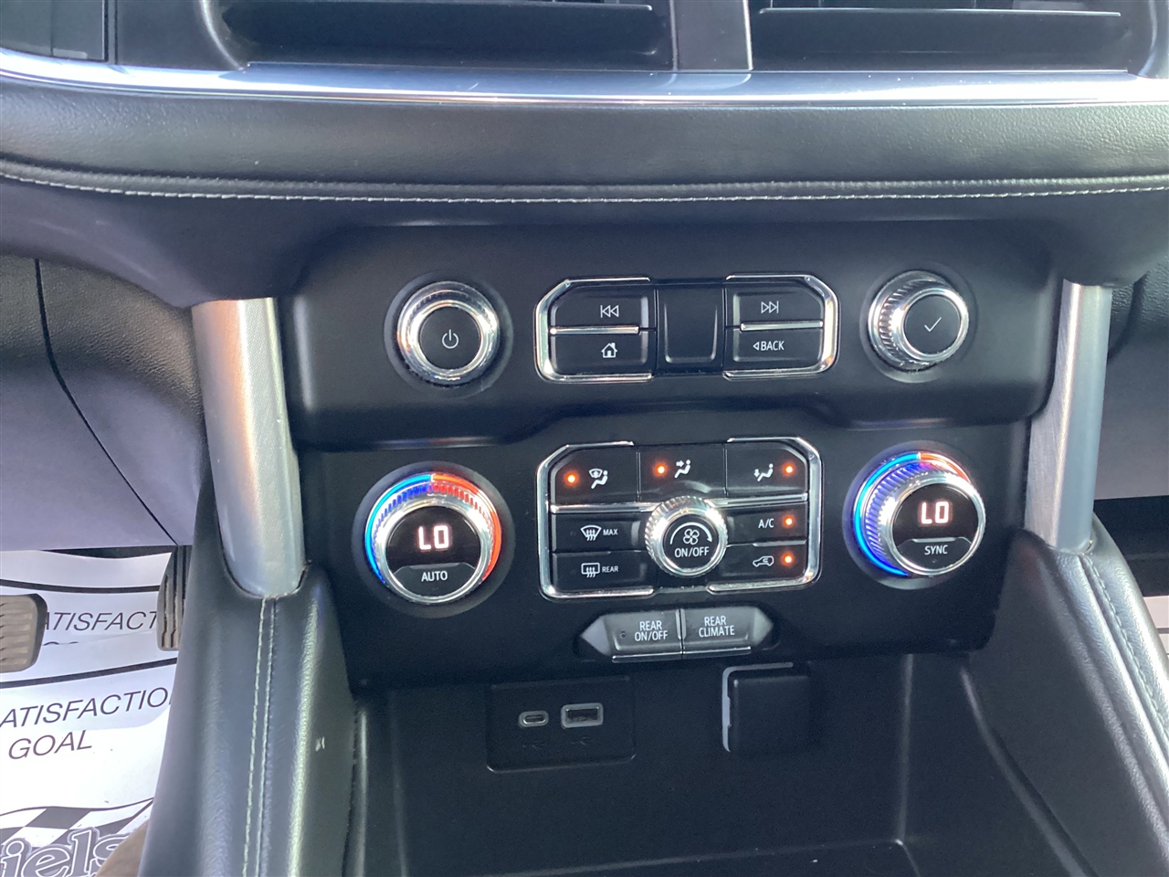 GMC Yukon XL 2WD 4dr SLE 2022