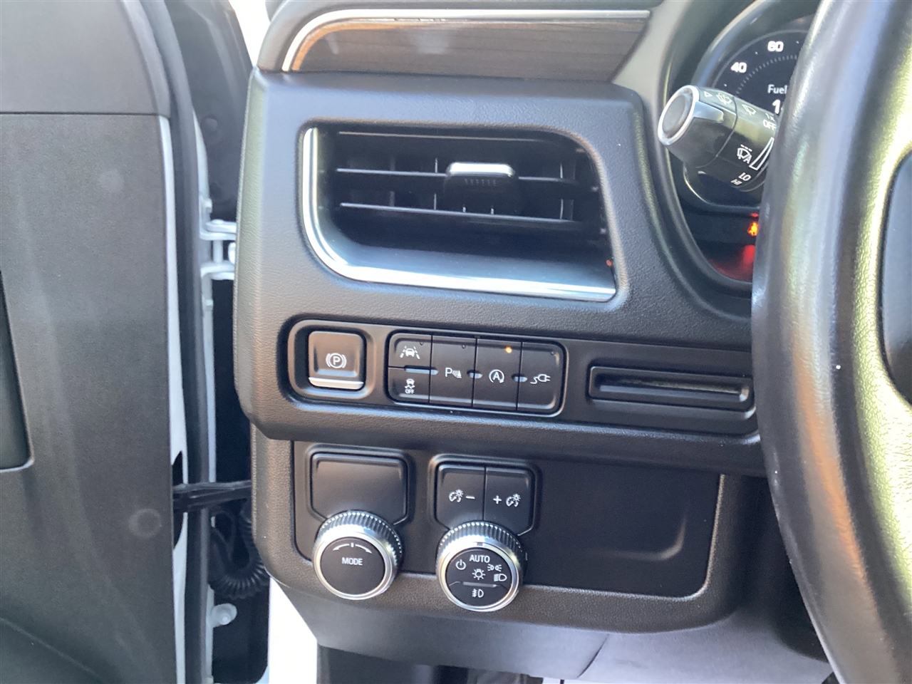 GMC Yukon XL 2WD 4dr SLE 2022