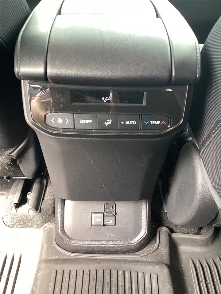 Toyota Highlander Platinum AWD (Natl) 2023