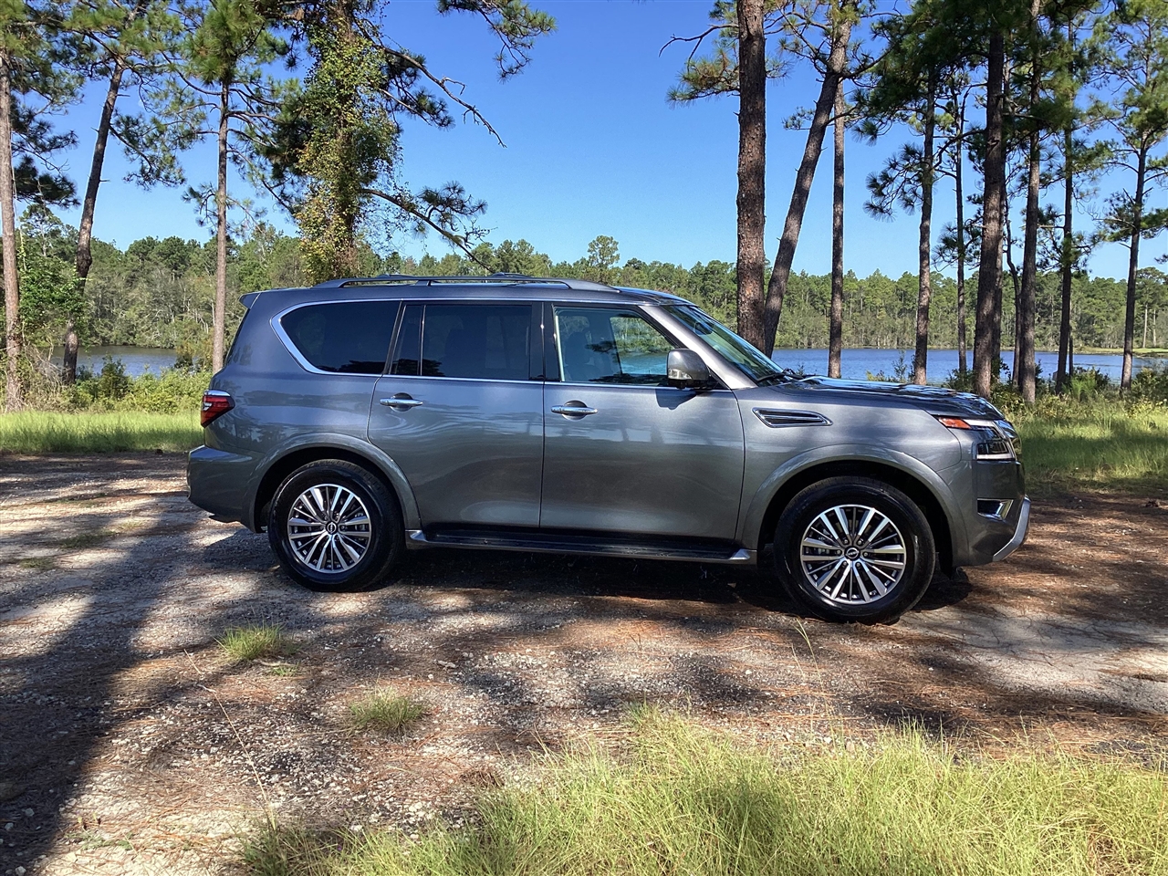 Nissan Armada 4x4 SL 2023