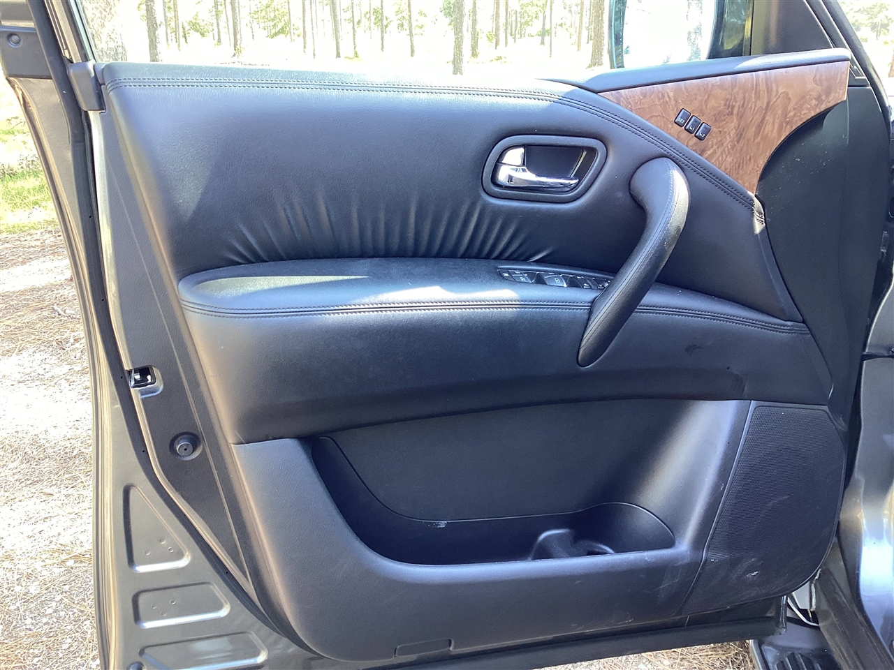 Nissan Armada 4x4 SL 2023