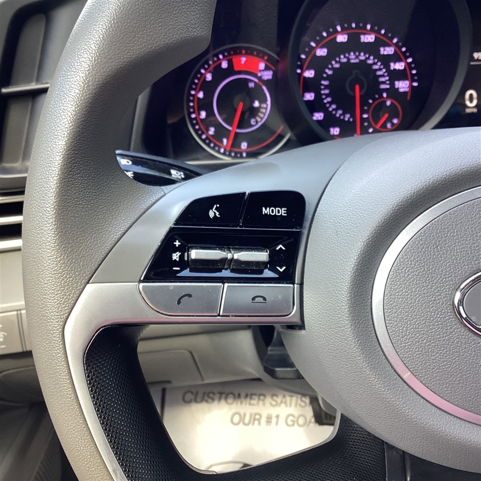 Hyundai Elantra SEL IVT 2023