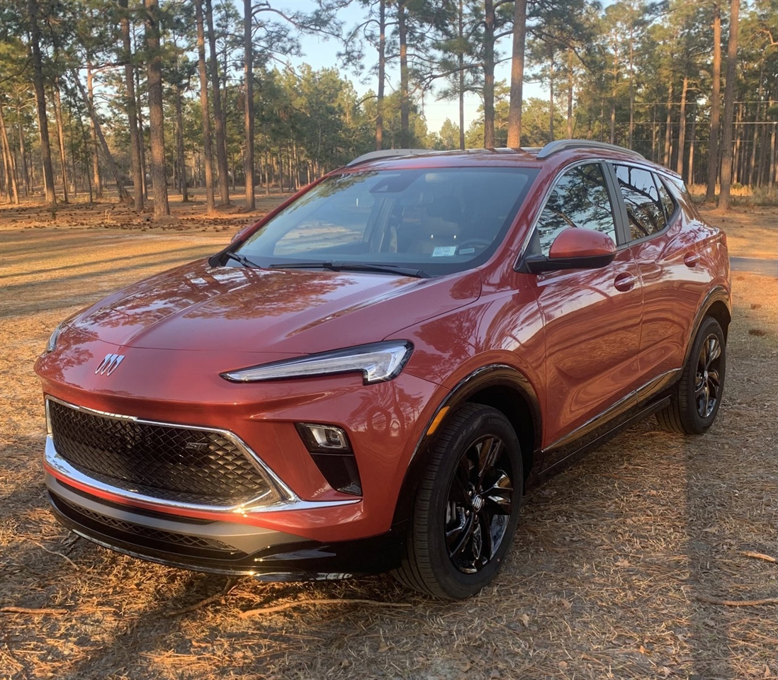 Buick Encore GX FWD 4dr Sport Touring 2024