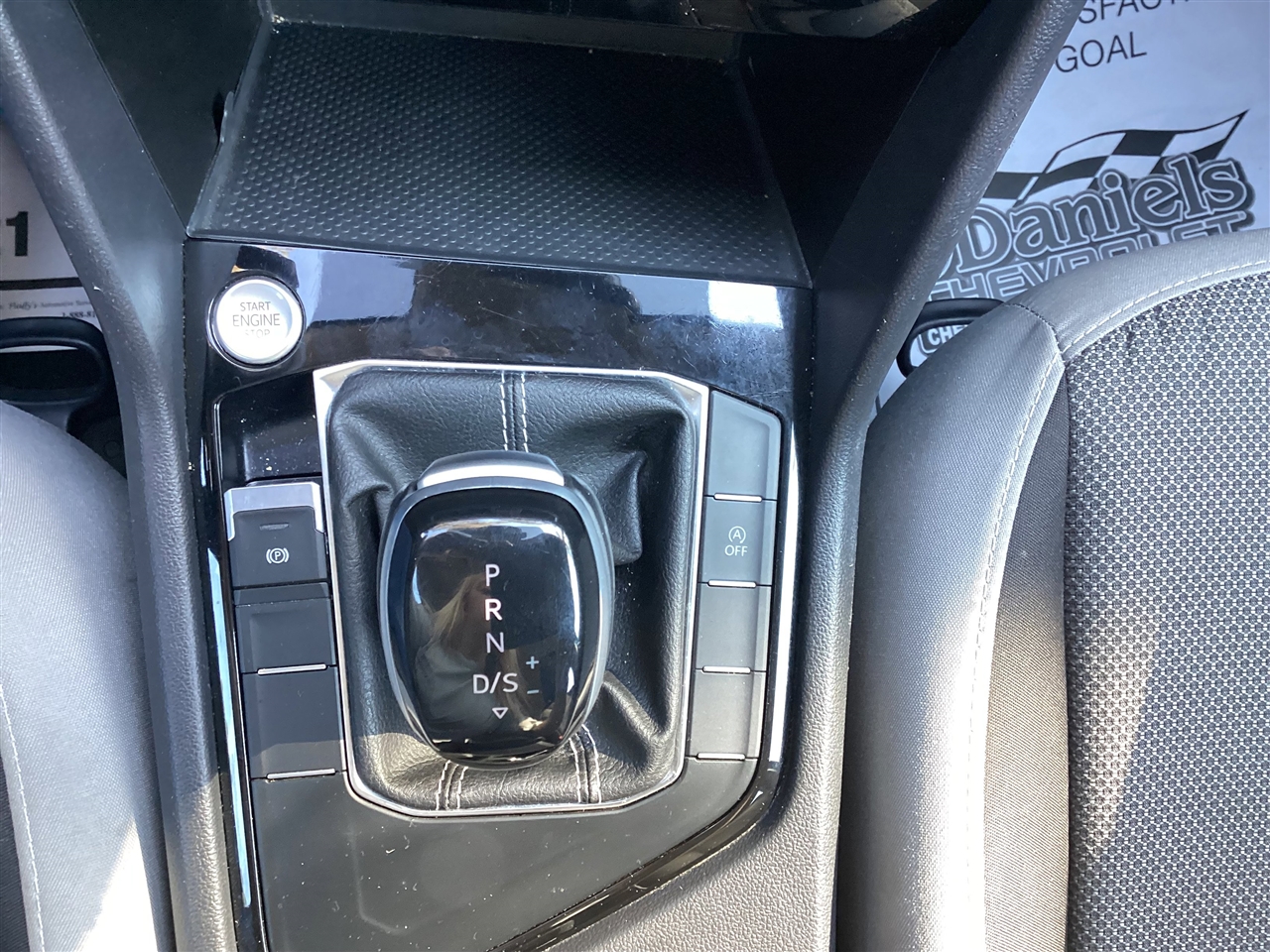 Volkswagen Taos S FWD 2023