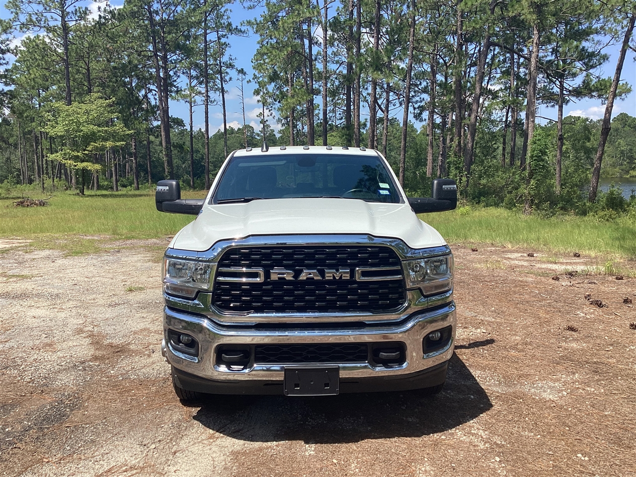 RAM 3500 Big Horn 4x4 Crew Cab 8' Box 2024