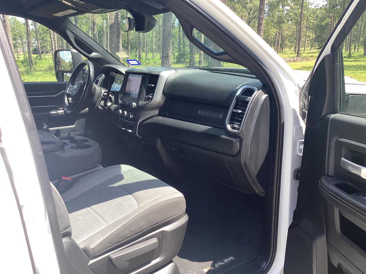 RAM 3500 Big Horn 4x4 Crew Cab 8' Box 2024