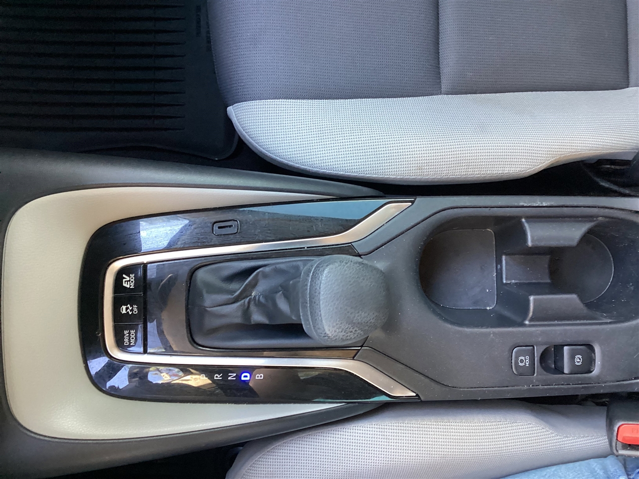 Toyota Corolla Hybrid LE FWD (Natl) 2023