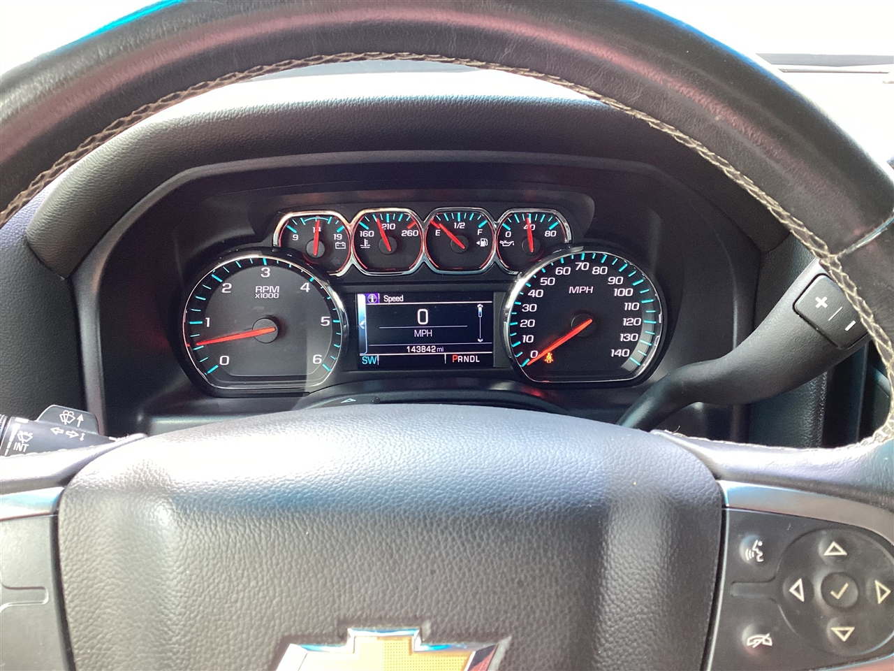 Chevrolet Silverado 1500 2WD Crew Cab 143.5" LT w/1LT 2018