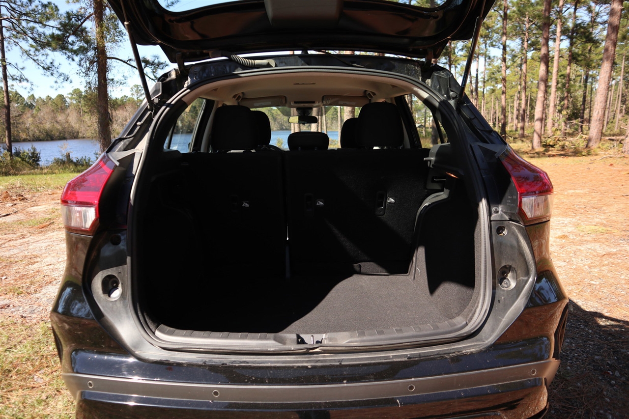 Nissan Kicks SV FWD 2021