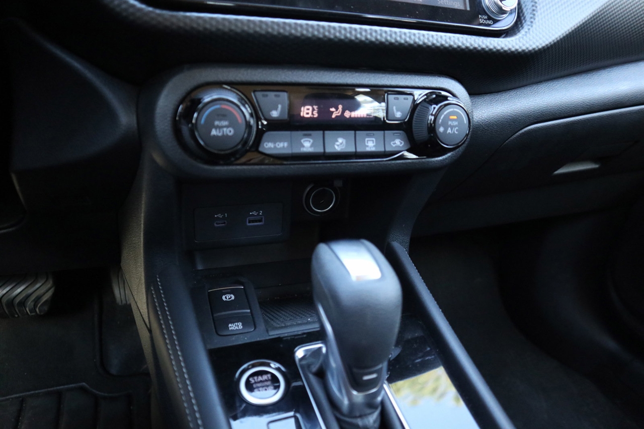 Nissan Kicks SV FWD 2021