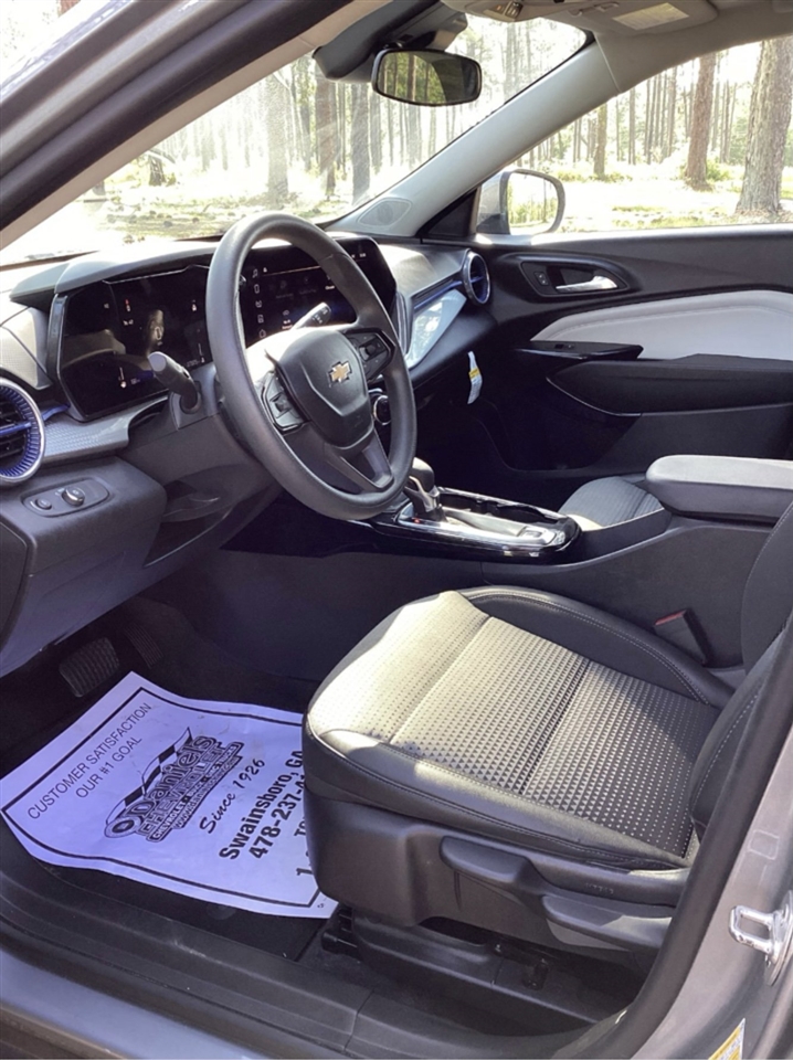 Chevrolet Trax FWD 4dr LT 2024