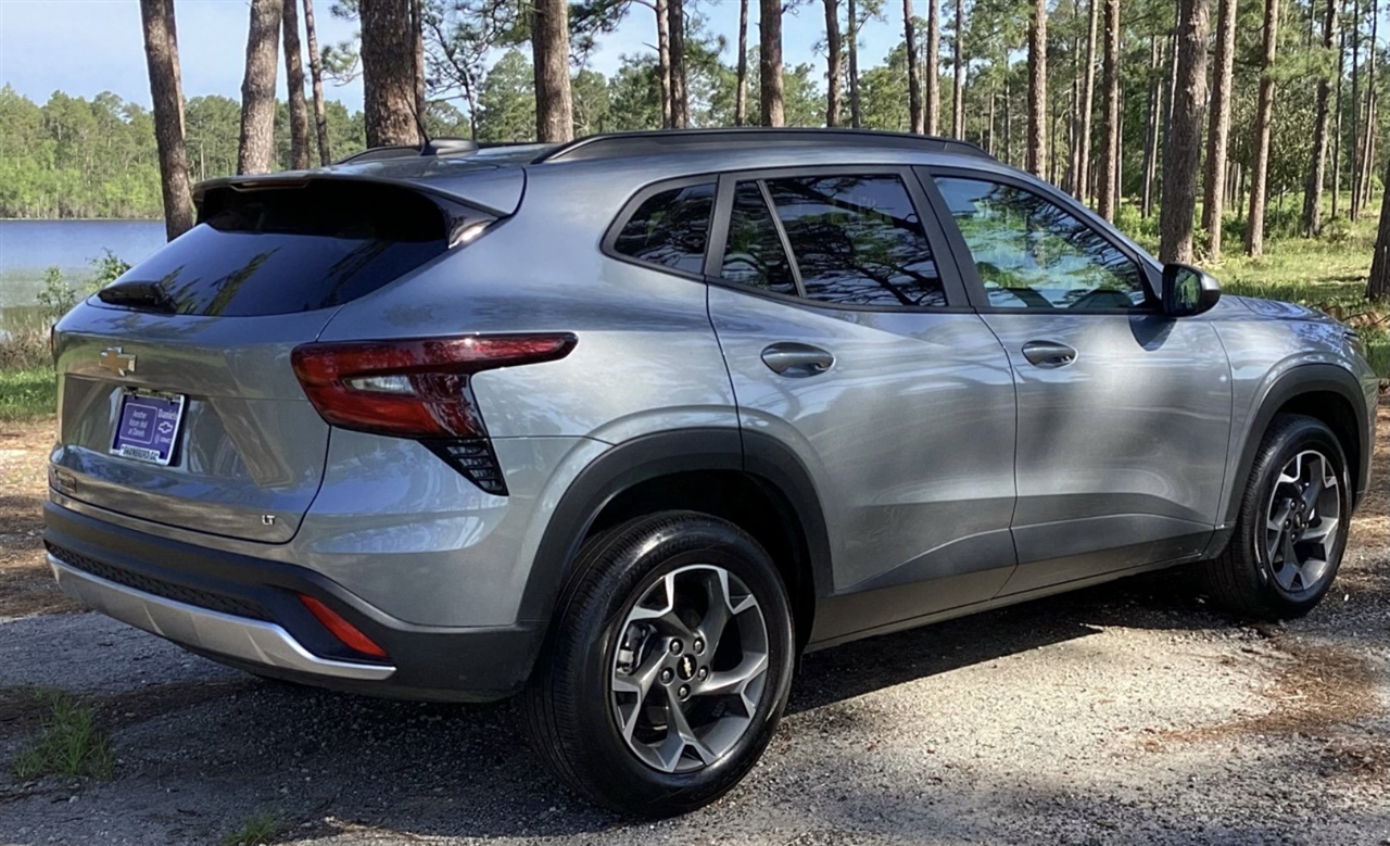 Chevrolet Trax FWD 4dr LT 2024