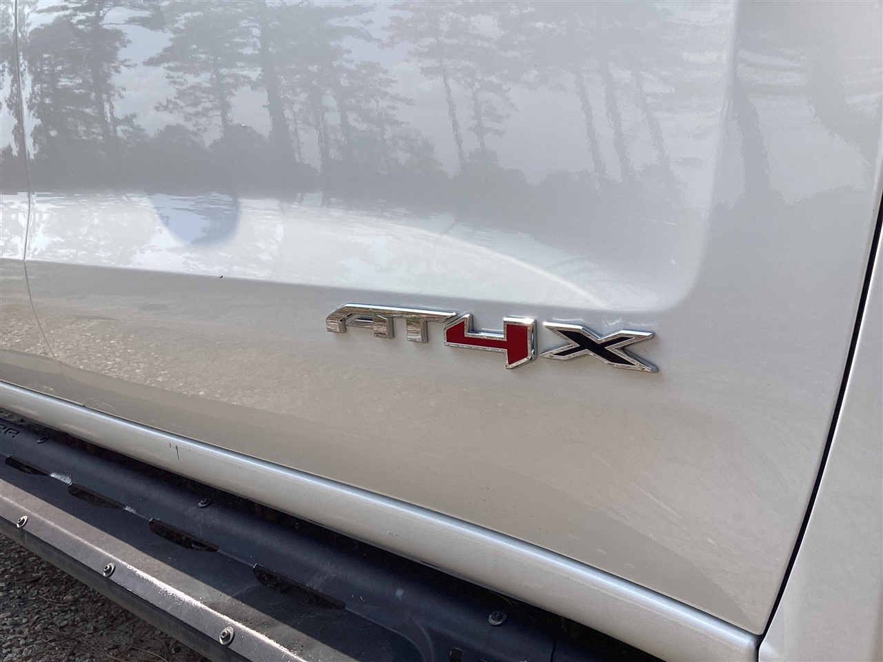 GMC Sierra 1500 4WD Crew Cab 147" AT4X 2022