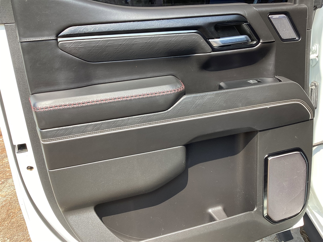 GMC Sierra 1500 4WD Crew Cab 147" AT4X 2022