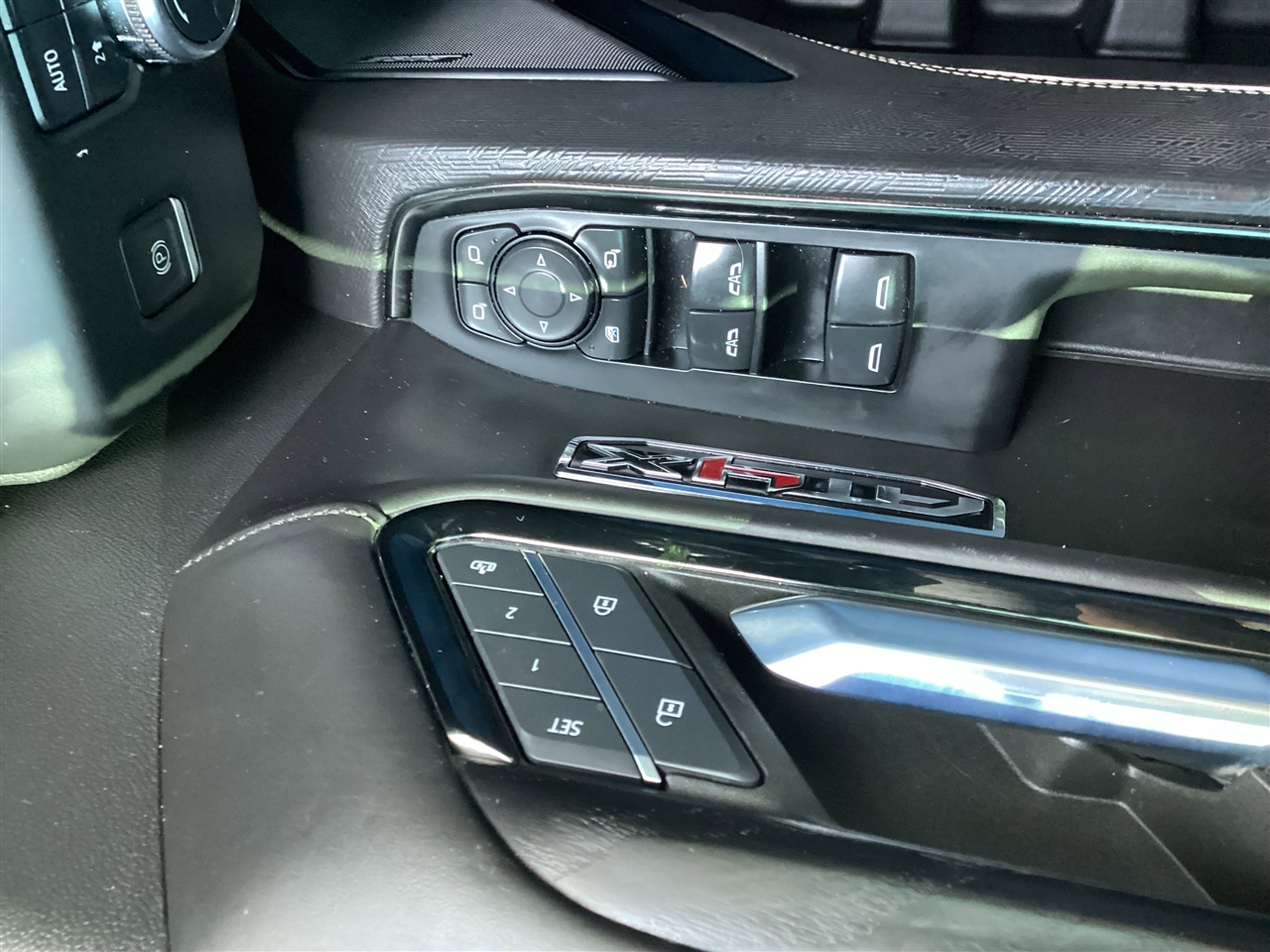 GMC Sierra 1500 4WD Crew Cab 147" AT4X 2022