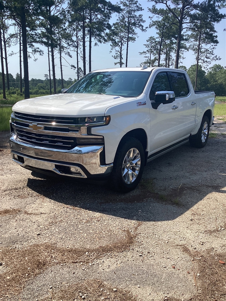 Chevrolet Silverado 1500 4WD Crew Cab 147" LTZ 2021
