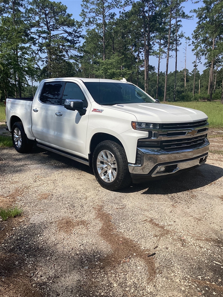 Chevrolet Silverado 1500 4WD Crew Cab 147" LTZ 2021