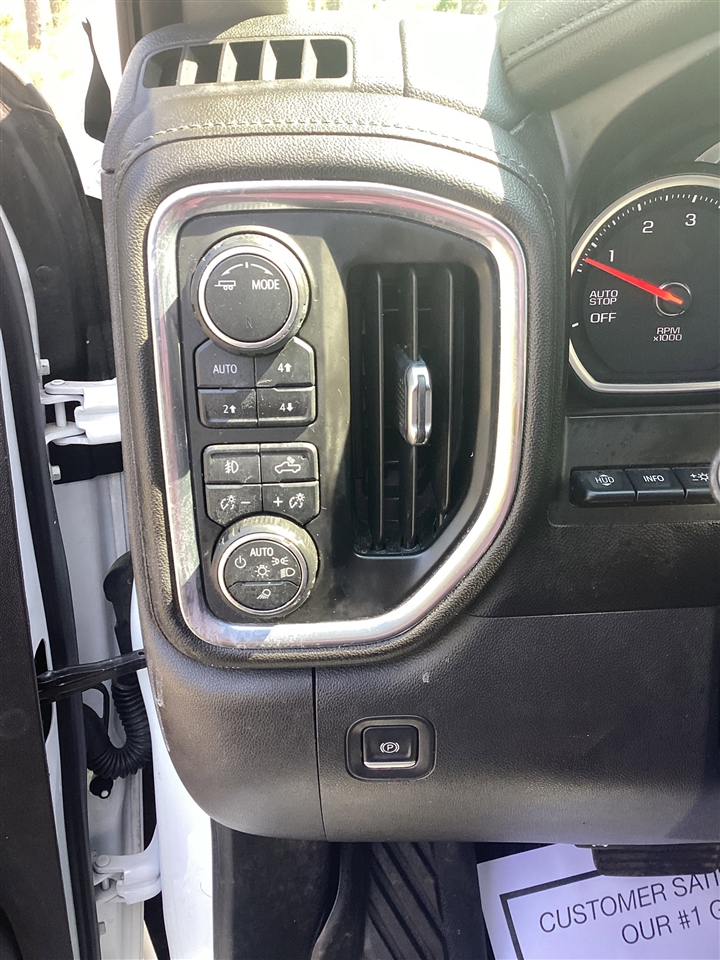 Chevrolet Silverado 1500 4WD Crew Cab 147" LTZ 2021