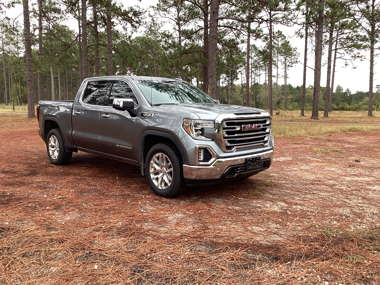 GMC Sierra 1500 4WD Crew Cab 147" SLT 2019