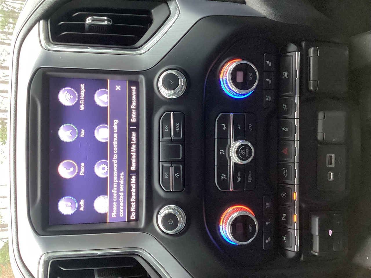 GMC Sierra 1500 4WD Crew Cab 147" SLT 2019