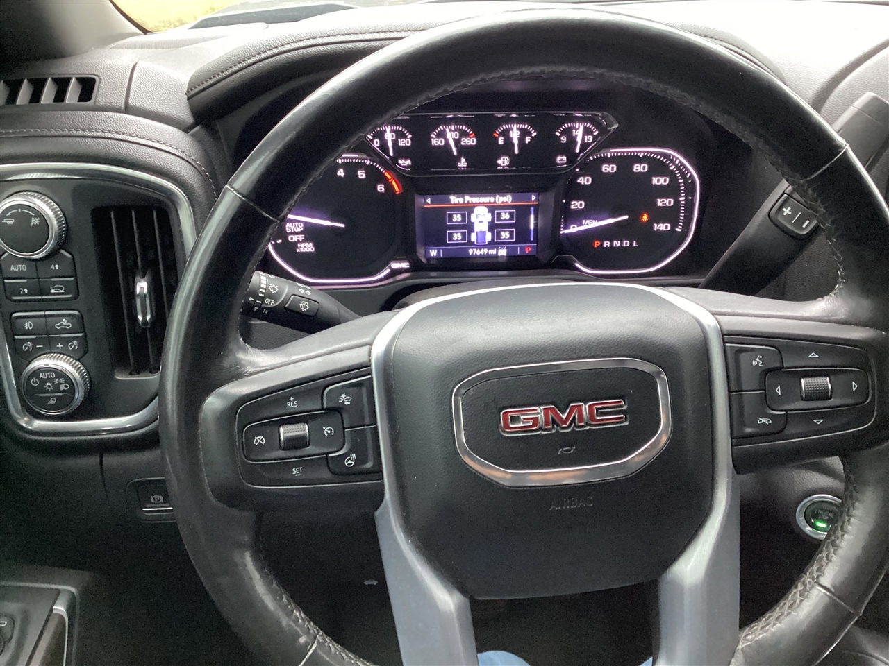 GMC Sierra 1500 4WD Crew Cab 147" SLT 2019