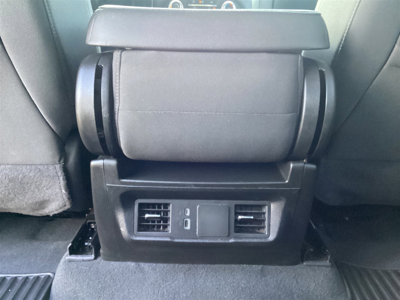 Chevrolet Silverado 1500 4WD Crew Cab 147" Custom Trail Boss 2024