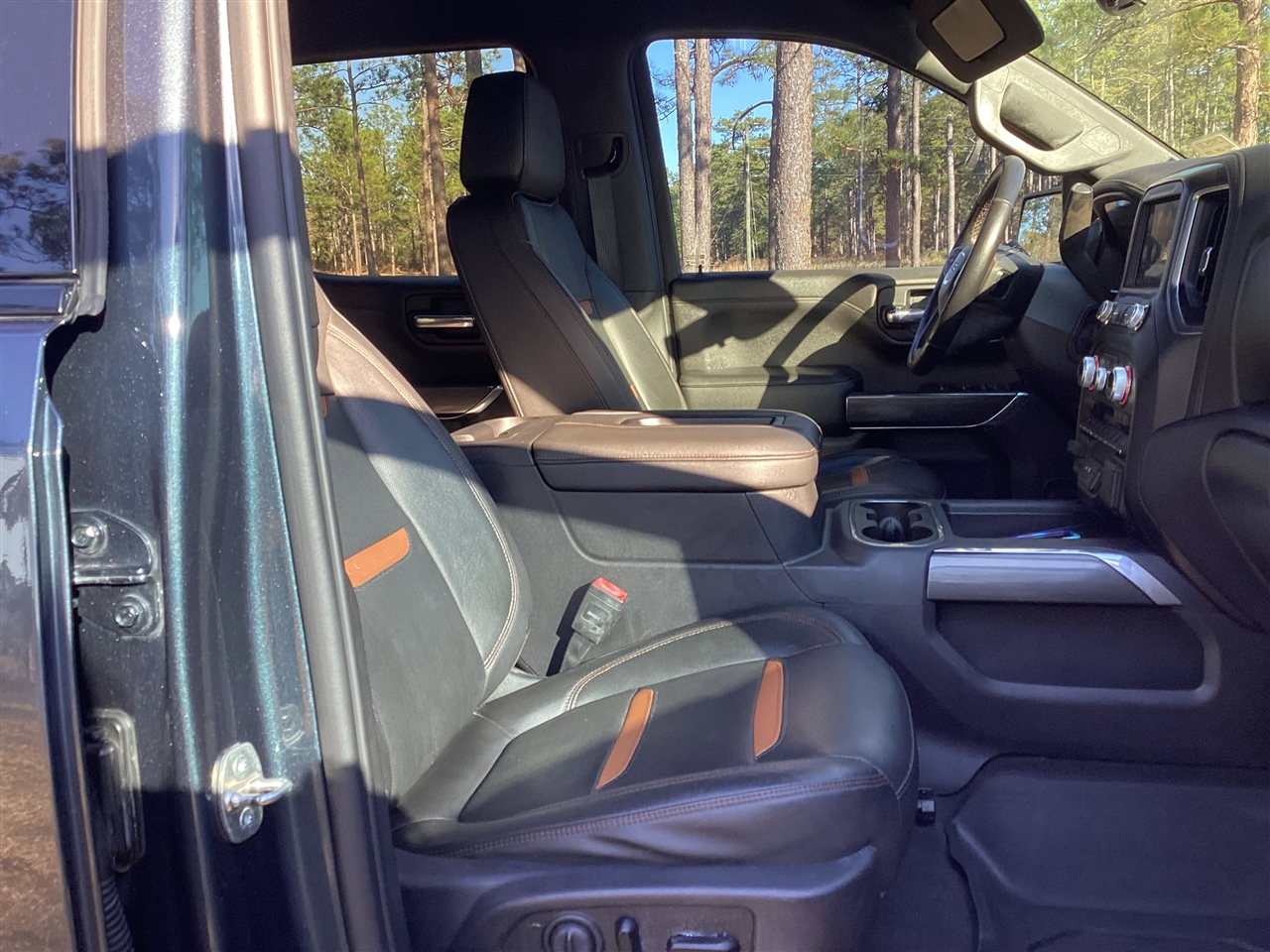 GMC Sierra 1500 4WD Crew Cab 147" AT4 2019